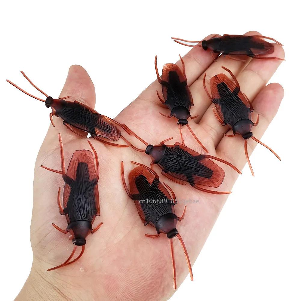 Artificial Fake Roaches Fly Novelty Cockroach trick Prop Scary Insects Realistic Plastic Bugs Funny Halloween Party Spoof Decor | Fugo Best