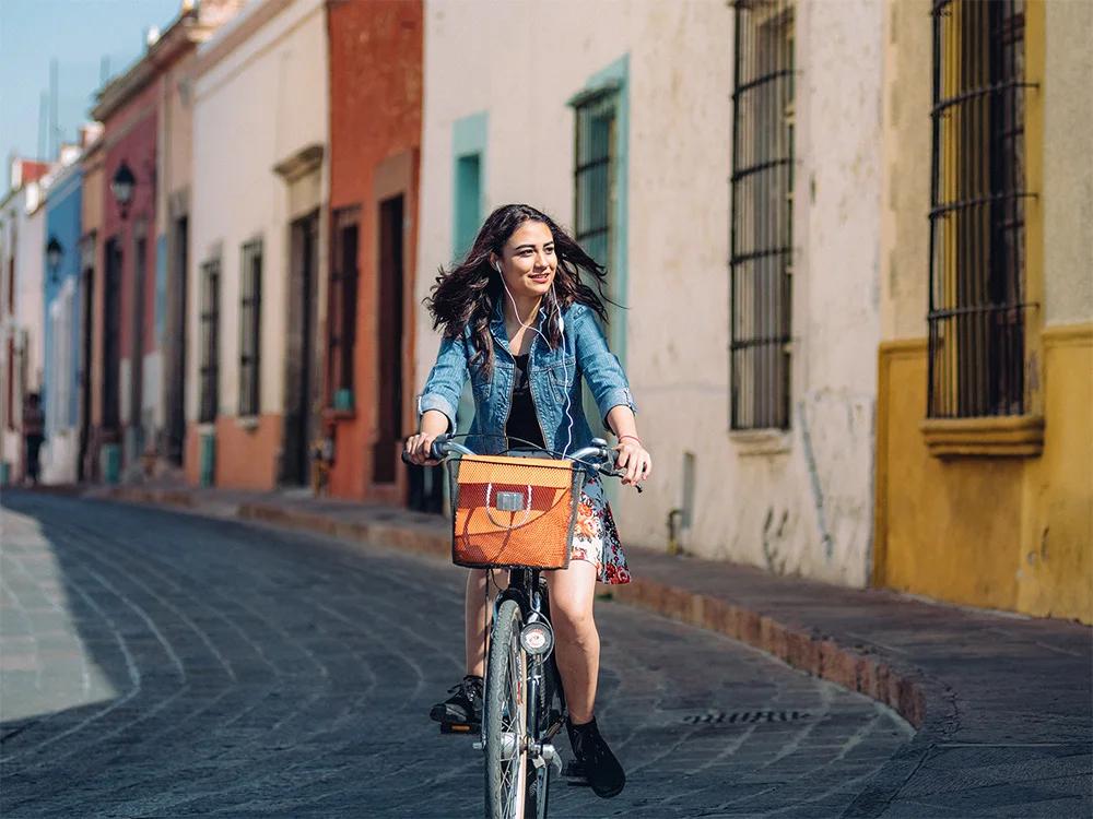  TOPUMP TB2 PRO Mini Portable Electric Pump for Bike Cordless Tire Inflator 120PSI Max 450mAh Battery with Screen Fast Charging | Fugo Best