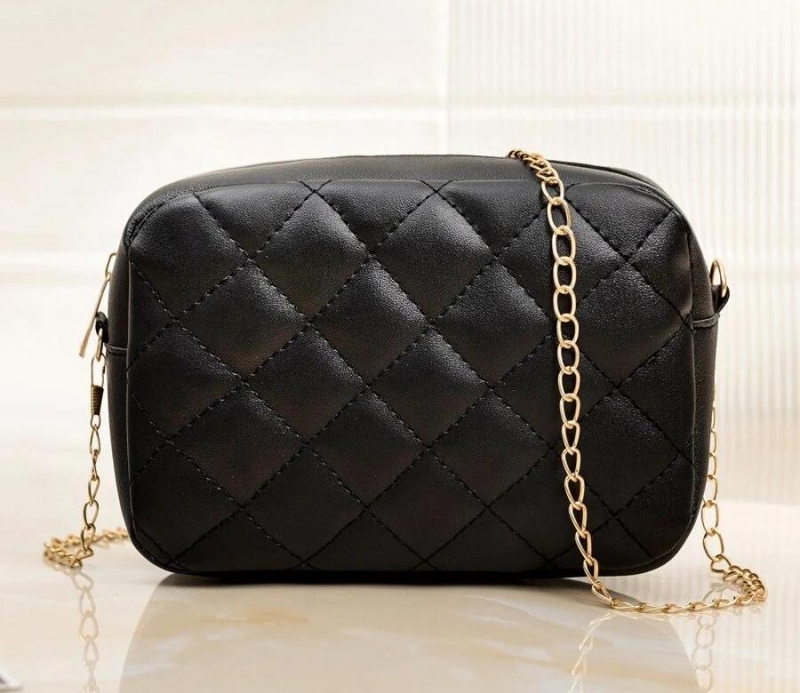 Mini Quilted Chain Crossbody Bag | Fugo Best