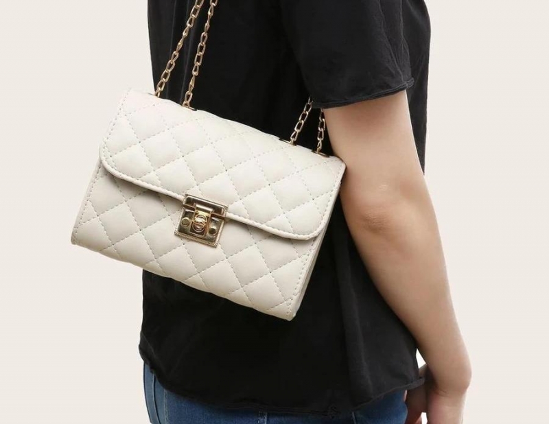 Mini Quilted Flap Chain Shoulder Bag | Fugo Best